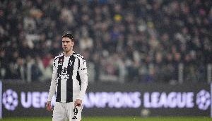 记者：那不勒斯与弗拉霍维奇团队接触，米兰仍领跑球员争夺战